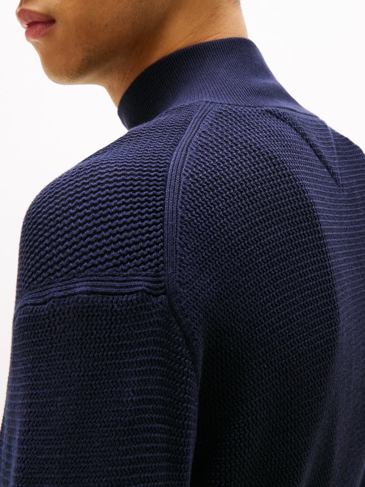 04D7FD42-C494-A1AC-23E8-60CB1D18E0F9