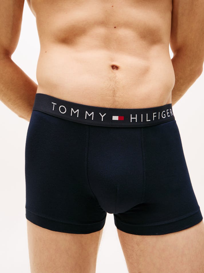 093AD180-07C2-51AE-EEE2-75146667648D