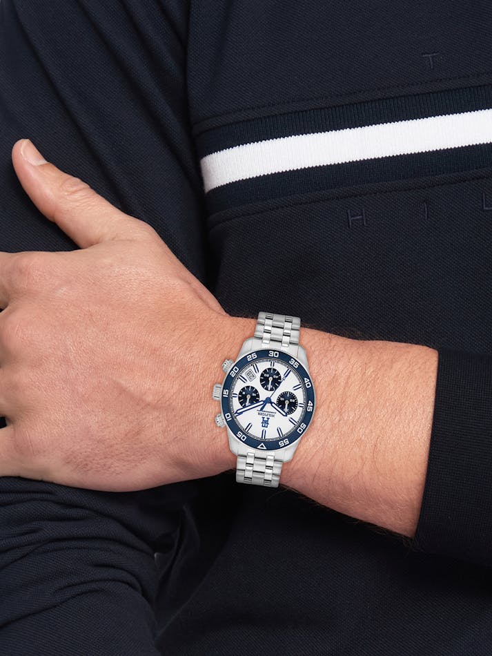 0CF047E7-484A-1743-B14E-B9D34CF04838