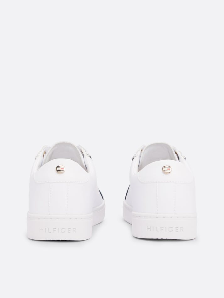 0EE1E532-7B29-B76B-4786-61595A37072A