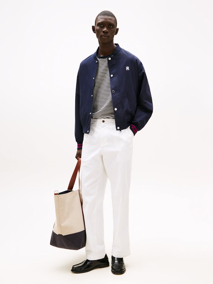 14B9F012-A3CA-5DF5-824C-72BA497A95B7