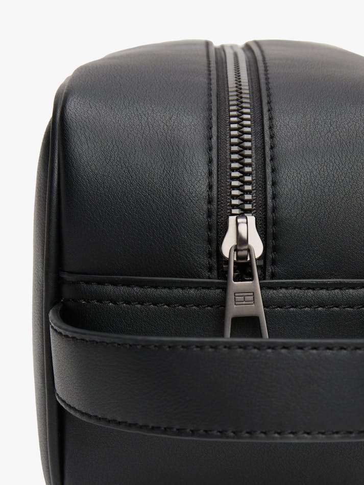 1A52609A-CED5-F483-4862-8992F199786C