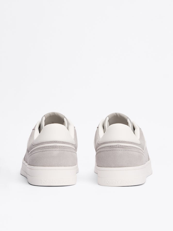 21D6D2FB-70ED-9501-E7B3-44CB5B79EE61