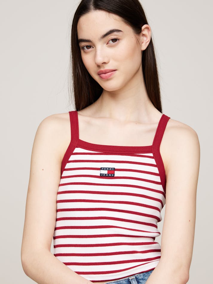 229033AF-15B6-D07B-923D-84E1B08DC63A