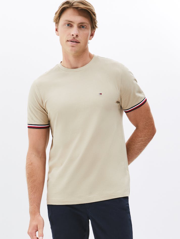 256BA789-2A73-4630-5E1D-F76B42B55FB8