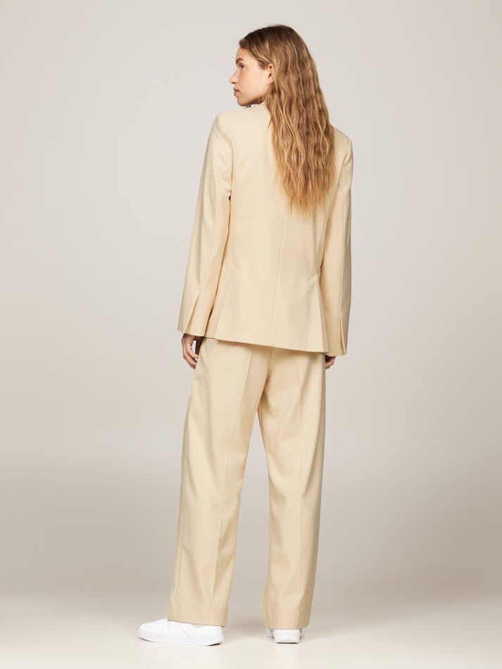 38E7694B-A746-F52D-2B0B-2D7A59EC216F