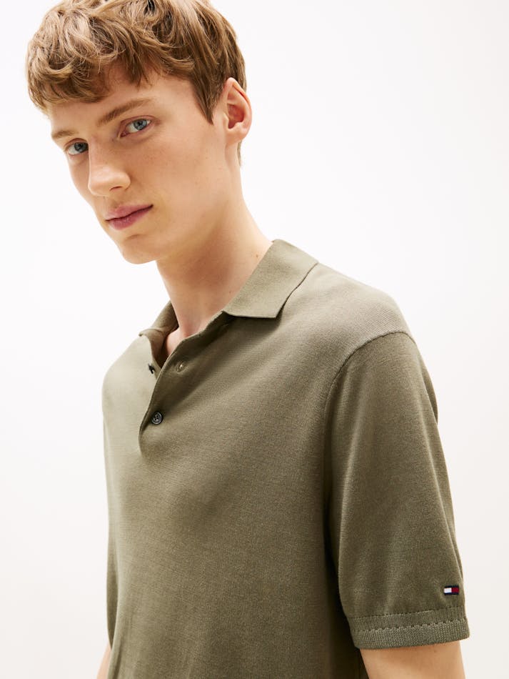 3FF695B1-CAC0-9AE8-A775-E38D43DF2B3E