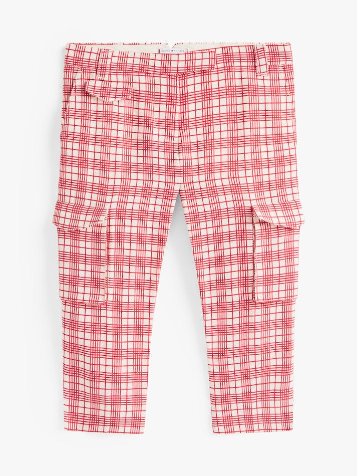 431E68A2-1F3A-30B0-C525-772AF7B7C3F4