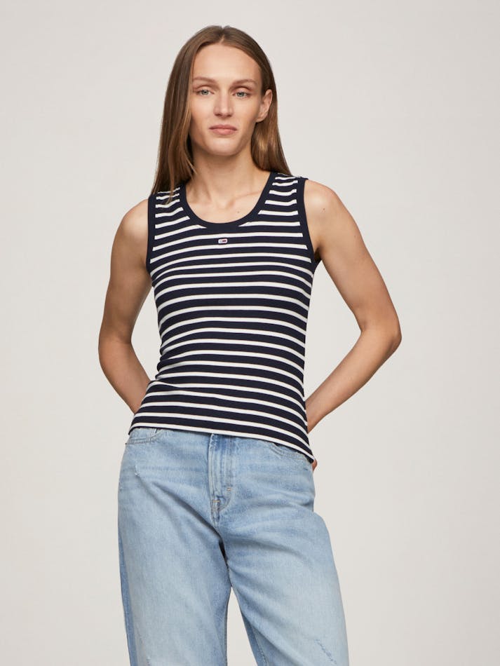 4B1A55DA-EE47-F858-203E-5AACBFDA7E82