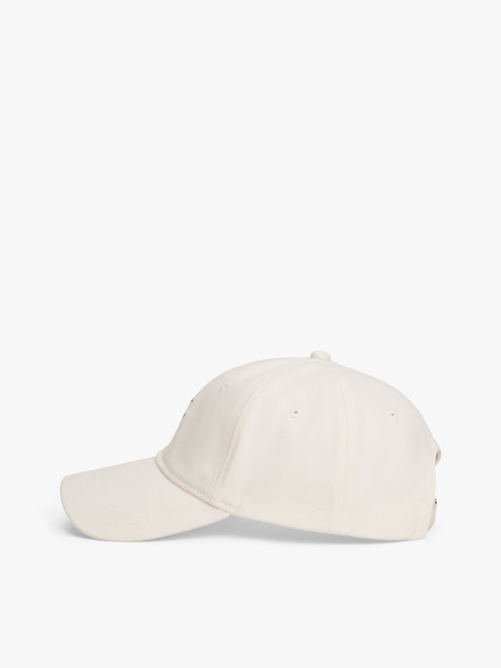 4D9A660C-6244-F356-ABC2-591D4868F94B