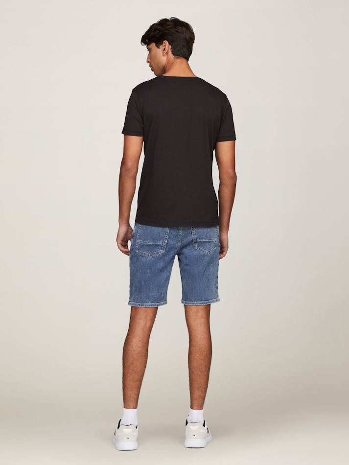 4EFAFE4F-FE43-62CD-9639-5EA8D4F06E5C