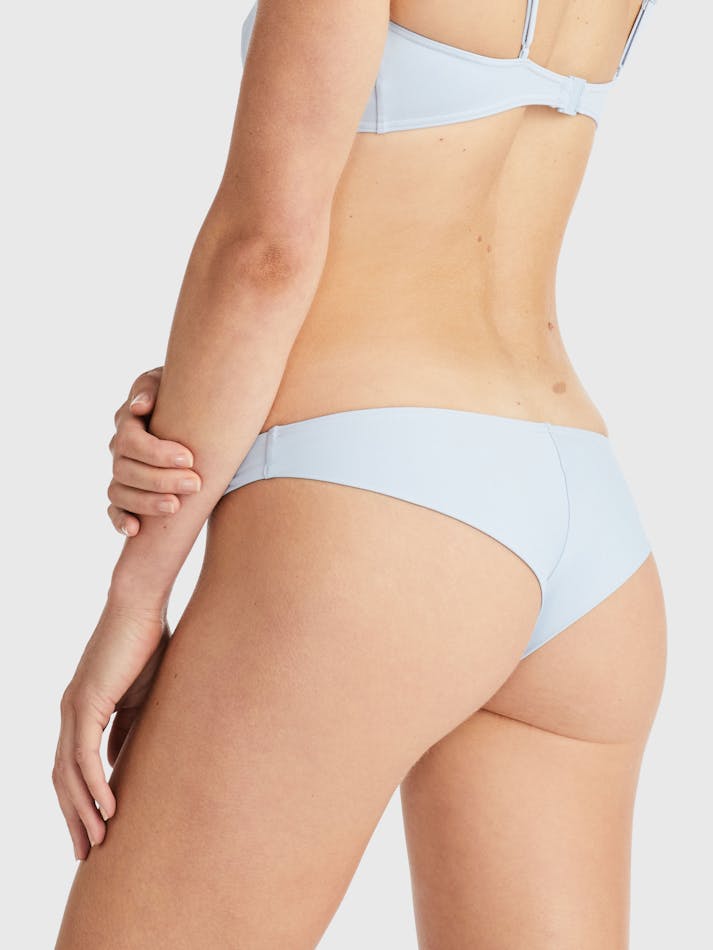 4F194846-863F-B9D7-D084-16C1AC429C2C