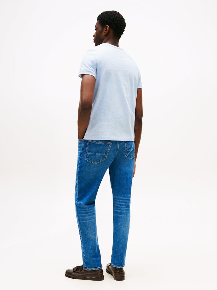 535E8660-C6F9-FADE-999A-ABCB8F926E36