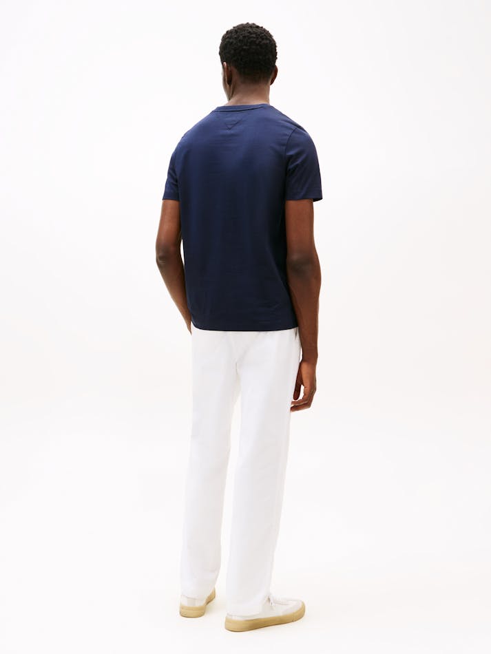 5906E0C4-D4D0-9016-B515-B0E7FD81EA02