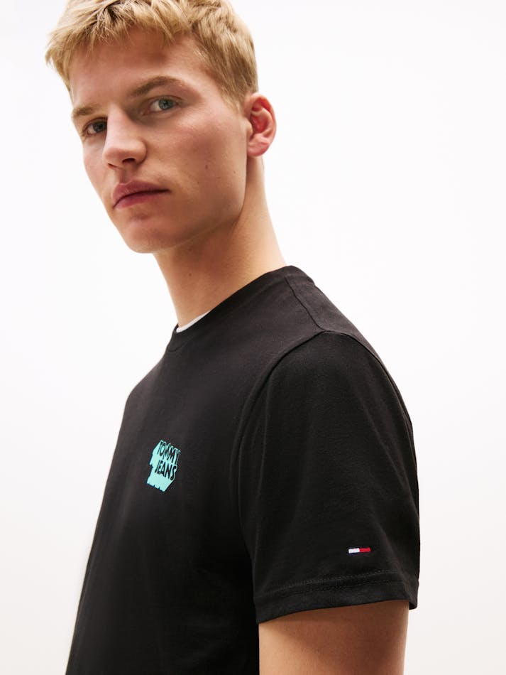 59DED9D8-5DB6-B321-DA14-684431CB8E8B