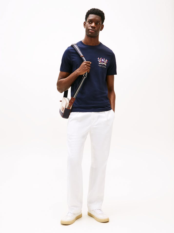 61E11A62-2453-D8E3-8DC9-CCE3575CE375