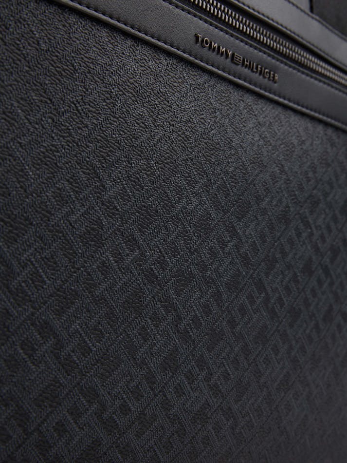 61EDCC91-175C-721A-B59E-E2292EAD02EE