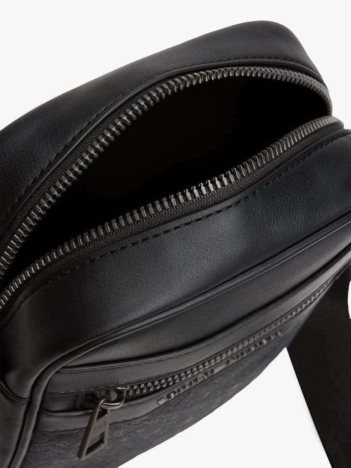 700B1E4E-630C-3D08-5766-7B9D410BE171