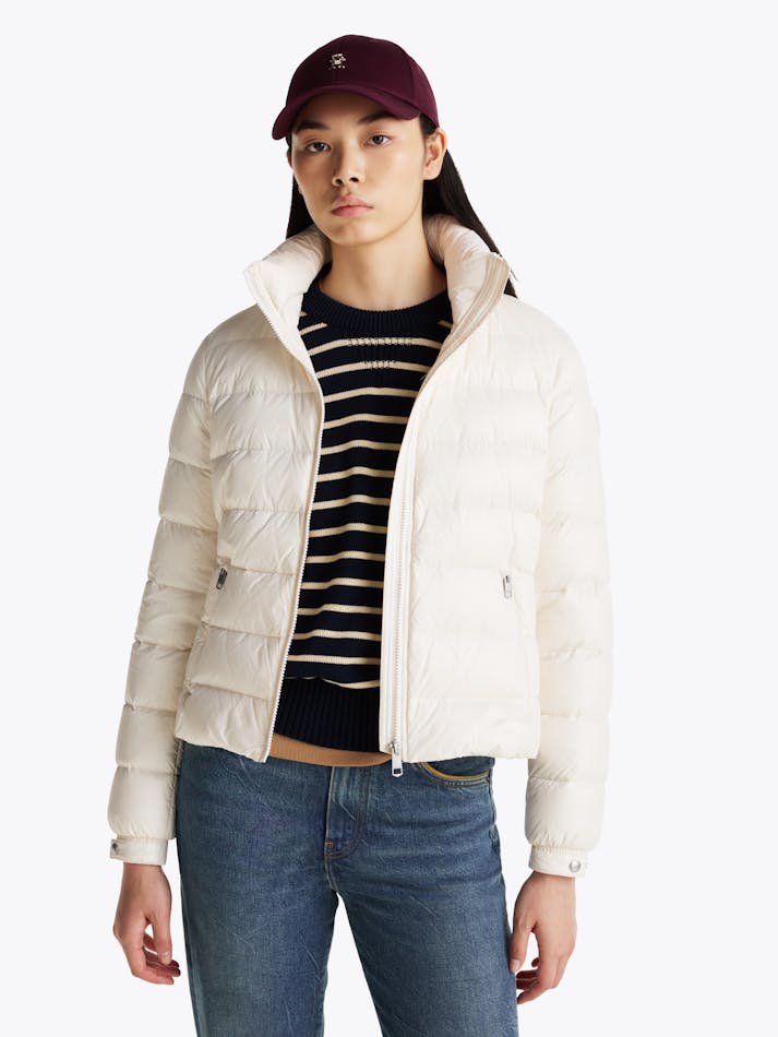 7563CCE6-9F01-D0E8-7F1D-B1A34F930786