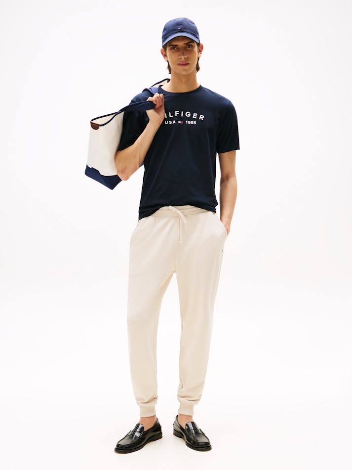 77AF9DA5-C153-76B0-64A8-AB6A08CB2586