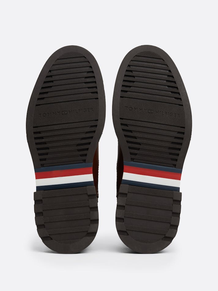 7A2959BD-F8C7-BC99-2255-C2C3D80AD201