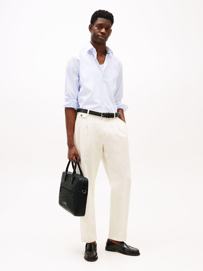 7C18F1CA-45D4-C639-8212-8F291DEE45EC