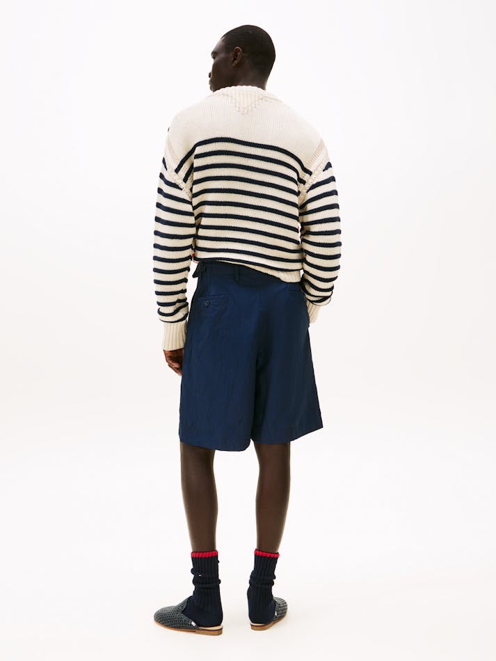 7D99DD3B-F9BC-26B6-BF32-59E42C2789CB