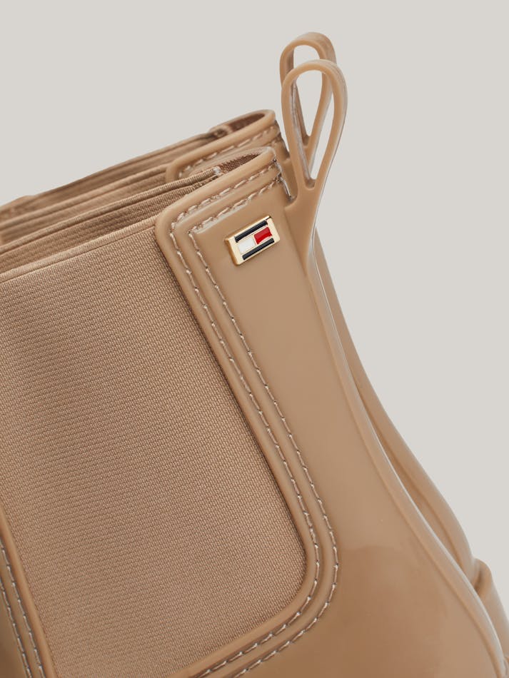 88A2E4AD-70AC-C6AD-3988-6465C0066DAC