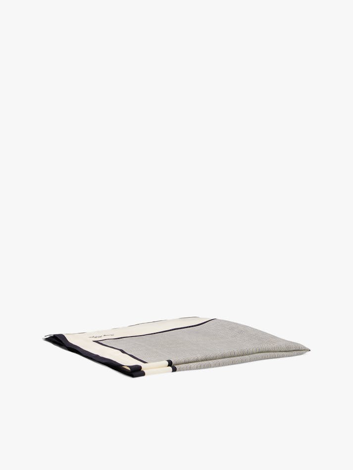 8FF2F58E-C975-FBC8-662A-CDAE6354E1F7