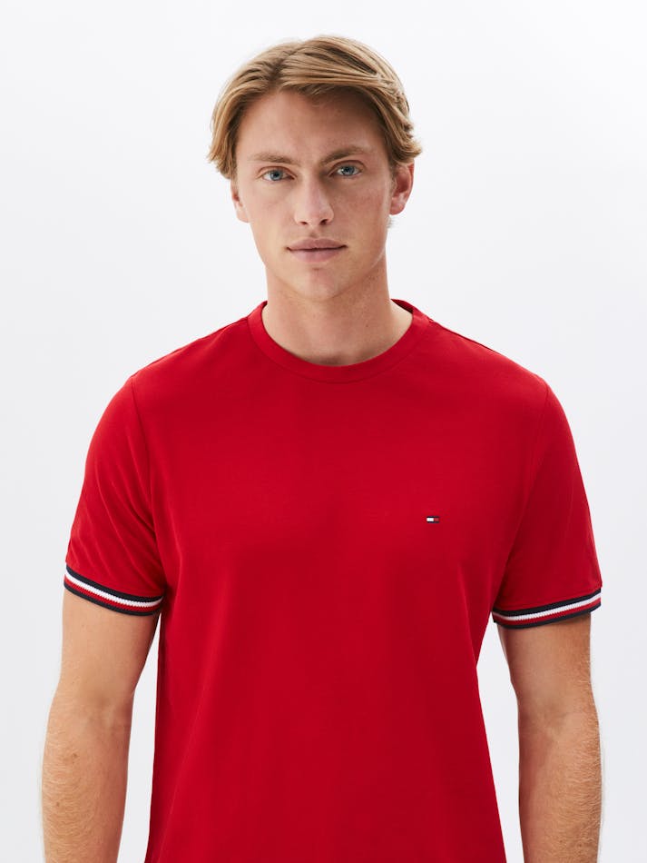 902A5398-E157-F0A6-EB4D-A2FF889E8601