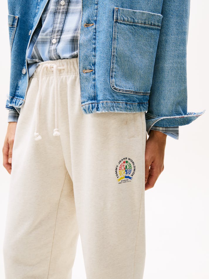 914D007C-C324-7836-081B-DAE86D8060F4