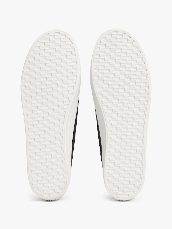 9AEE5631-F5F1-D629-2C3C-5944E8AE1EA9