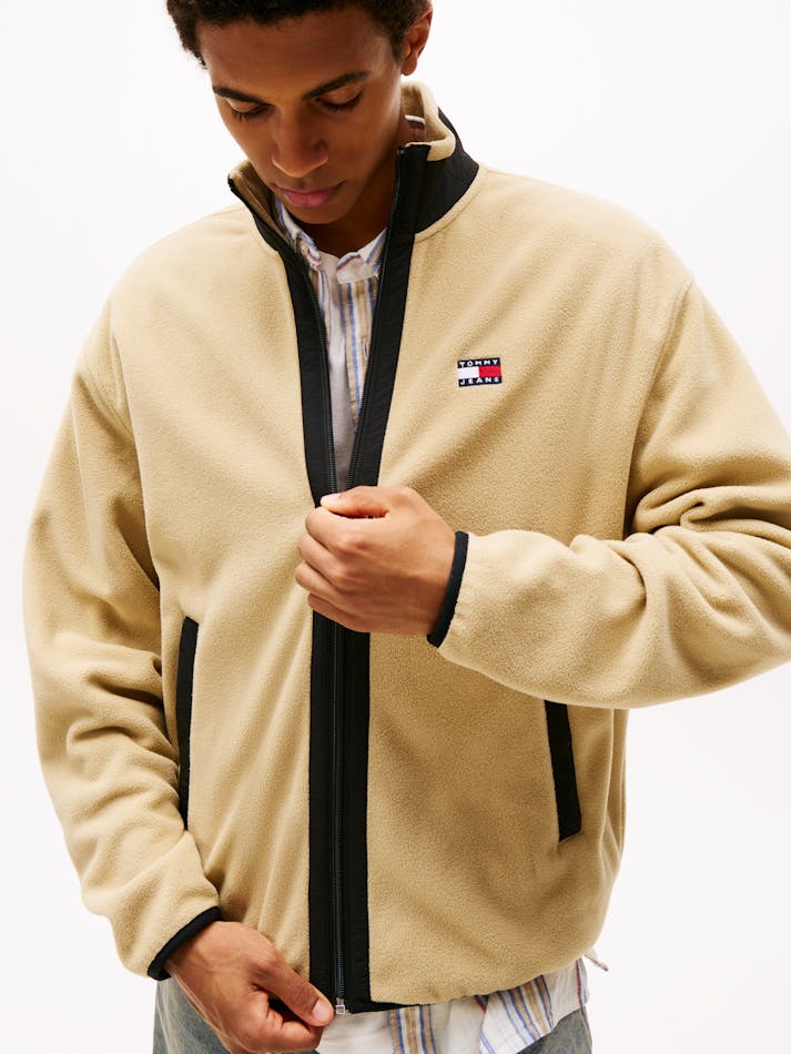 A482C2AB-CC7F-D686-716E-44B3581ECAC4