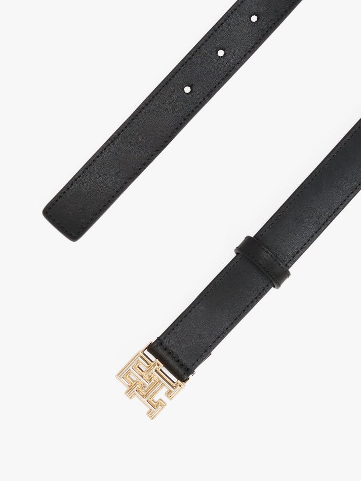 AEE31A18-EB89-2DBB-A51E-E90AC6D3B6FE