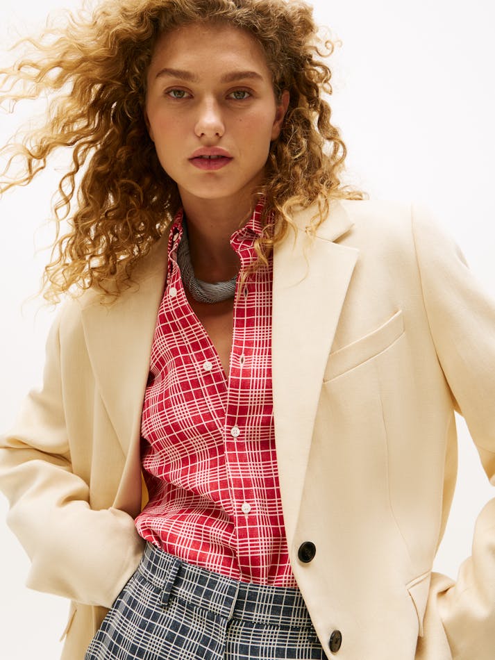 B0A8A06B-571C-B8E5-A9A7-332A8BBC145F