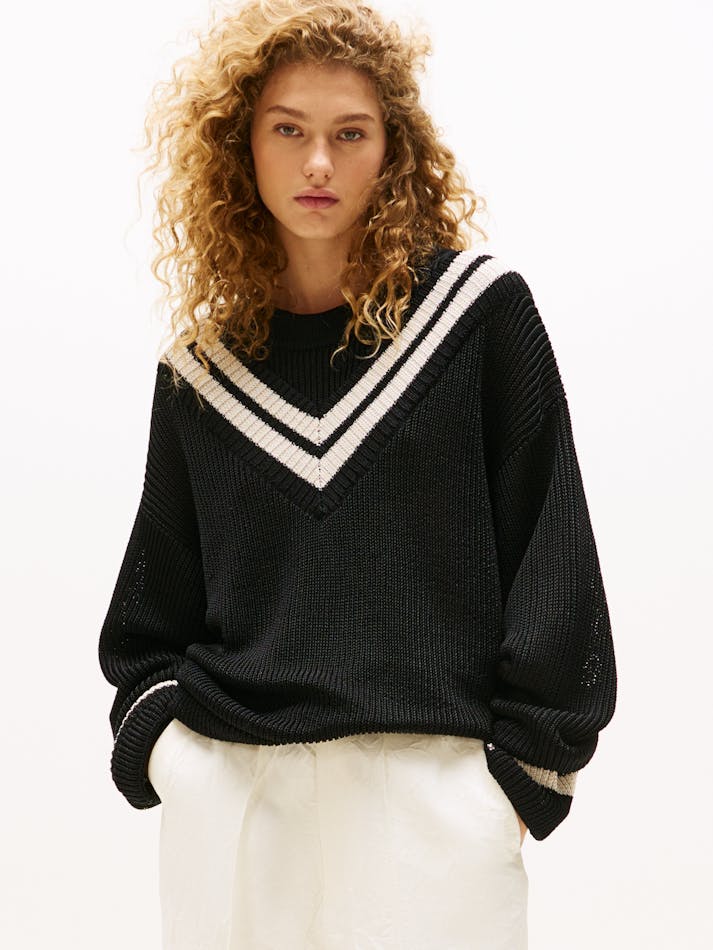 BB5B4EB3-FC4F-9791-99B3-8BA1F6128FA3