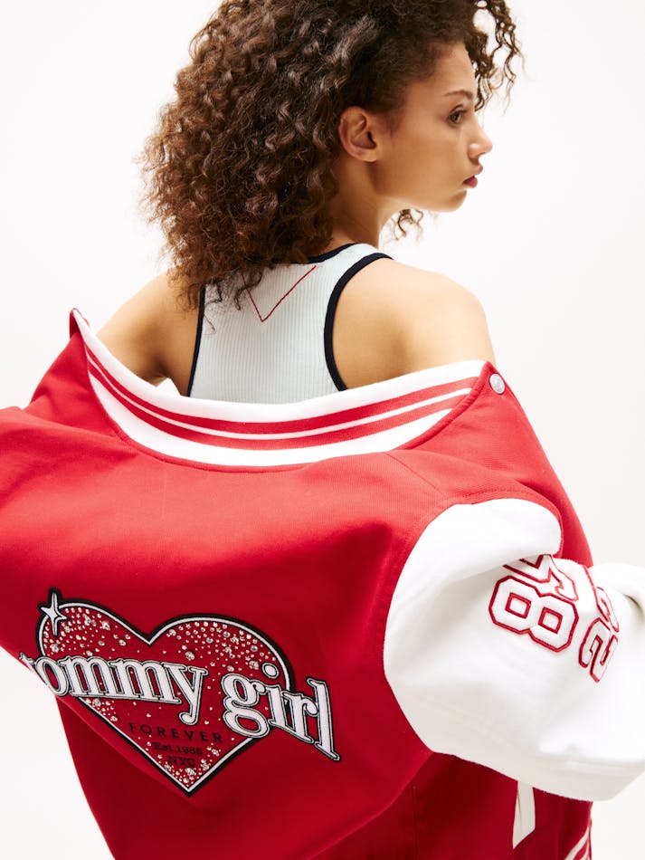 BDAC110C-C5C5-8857-01F3-455BC6D3B0D1