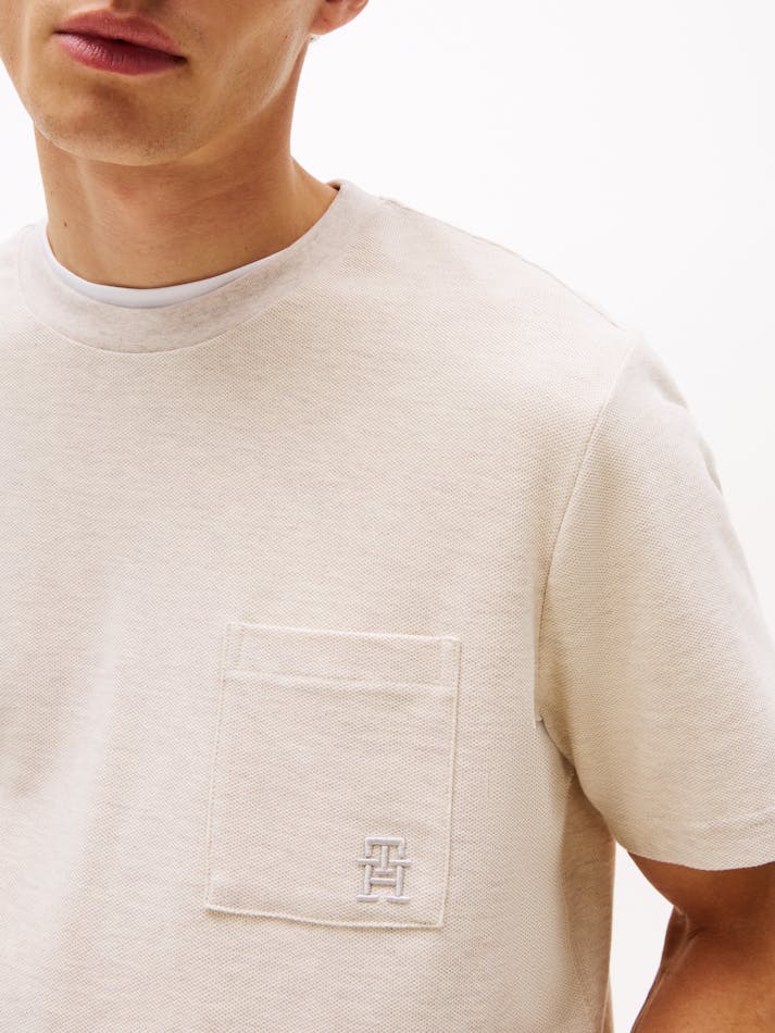 C8BE5120-C38E-6C30-4BA8-DBEB4E1D613A