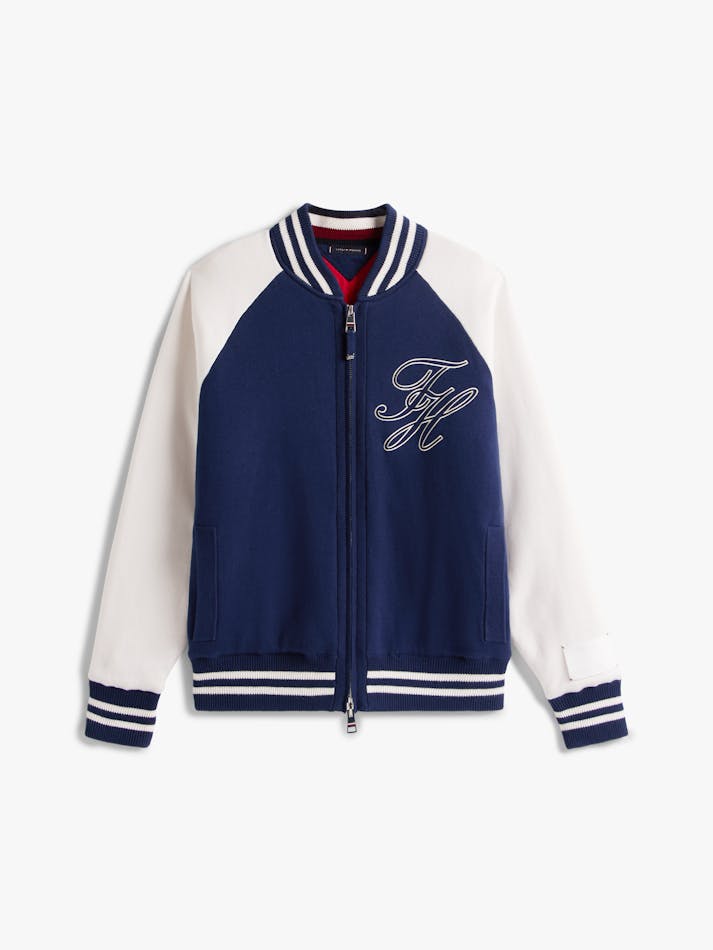 C9E4886E-0345-82CE-7278-8F42C4137A92