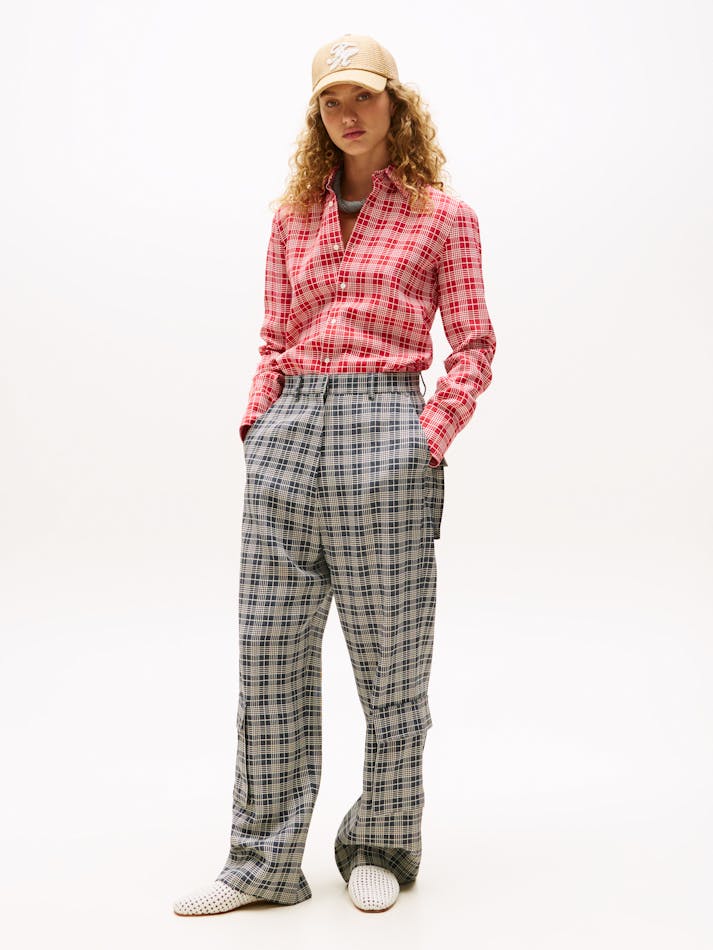 CB953069-98D1-82FE-8043-A35C813E1E0C