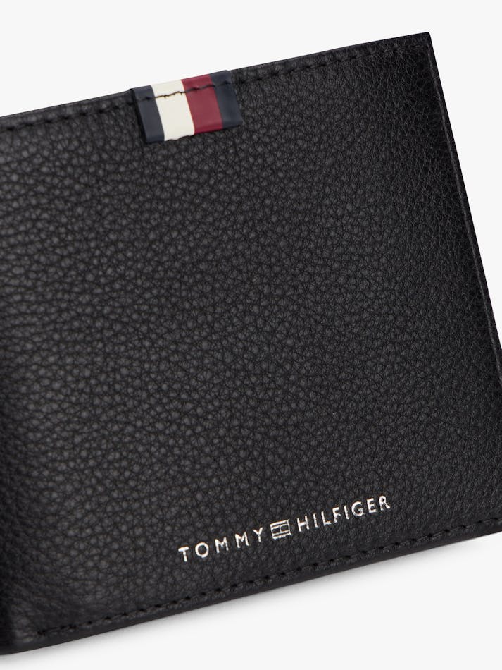 D336AE38-69A4-D21E-3394-081AEF1F7669