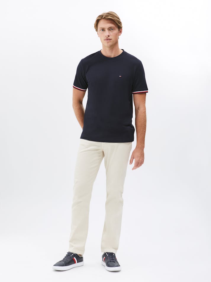 D46A388B-AEA9-112D-98D3-B08407A47D69