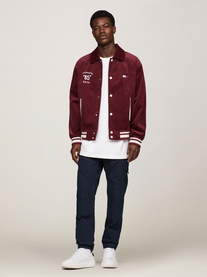 DA21F23F-66CF-5C73-DC21-93ACA861D63B