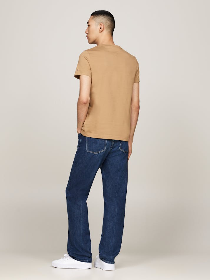 E0FEC0F6-5EEB-A22B-B2A3-308C31698142