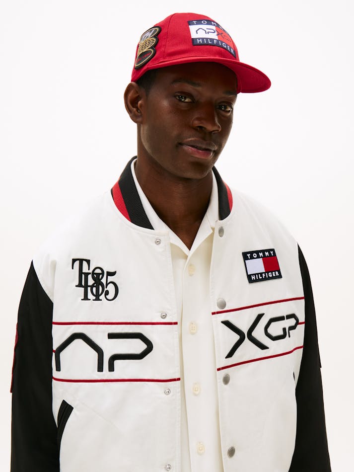 E3475C77-559F-4A97-23C0-E6FE7E2A1F09