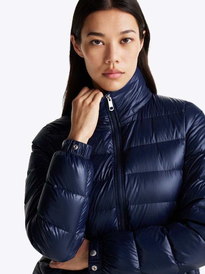 EAC99679-D811-172E-7B6B-EB843A40FA7B