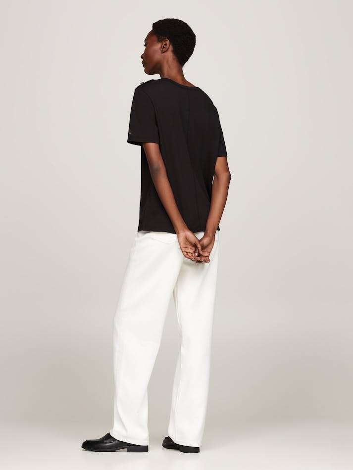 EE2BFCA1-E96C-1968-B7E0-8867CD91DA53