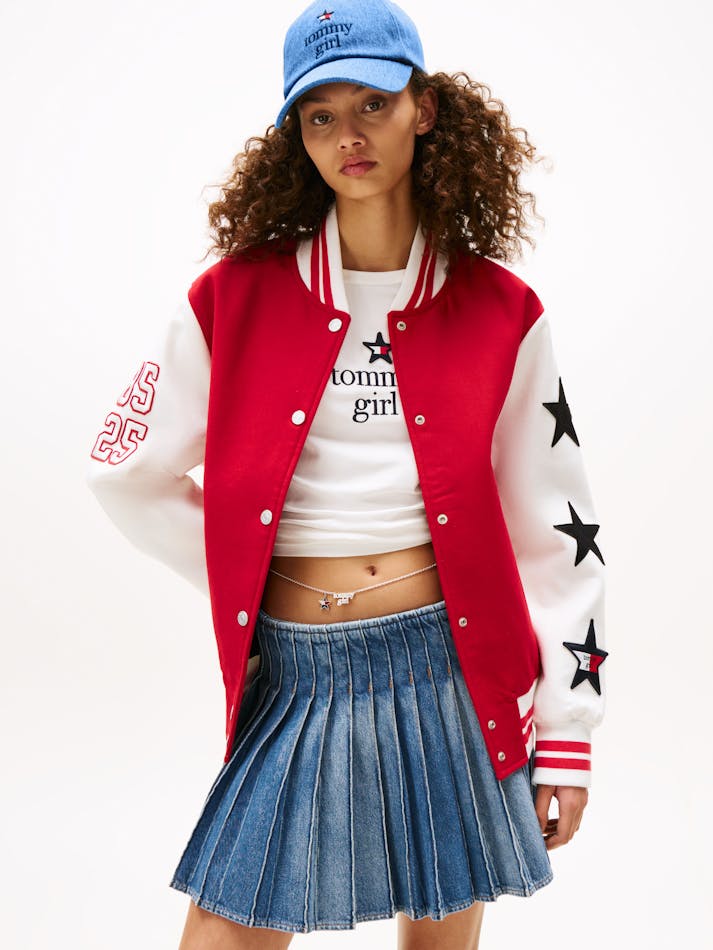 F1FE0AD1-068B-52C7-95B5-0A256BAF04E8