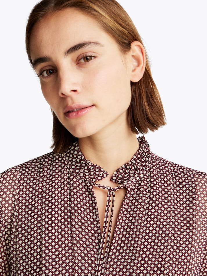 F2FB5B81-D3A2-4B87-2F35-71A5D7475AA9