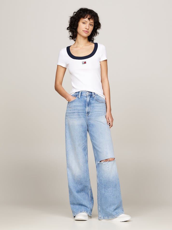 F47A3398-80D3-3D1A-767B-DB6A5EBE5D75